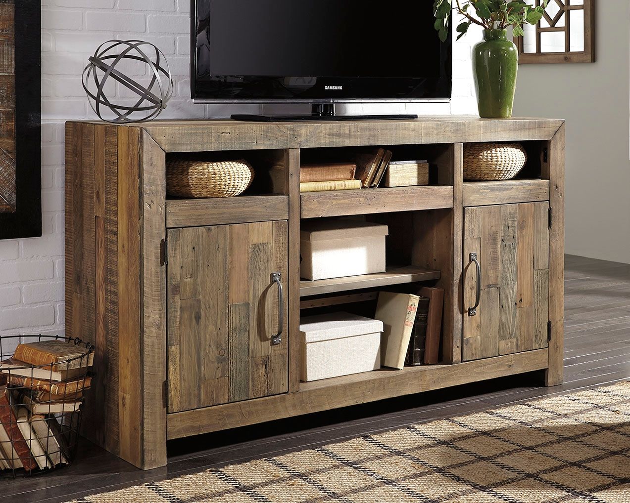 Sommerford - Brown - LG TV Stand W/Fireplace Option